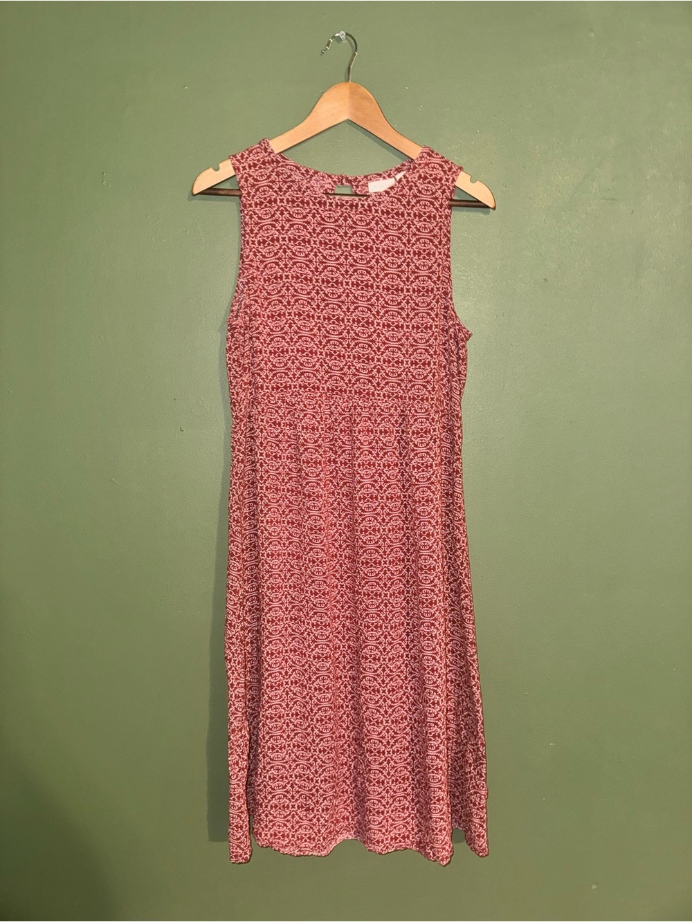 Hinge Red Medallion Print Keyhole Back Midi Dress S